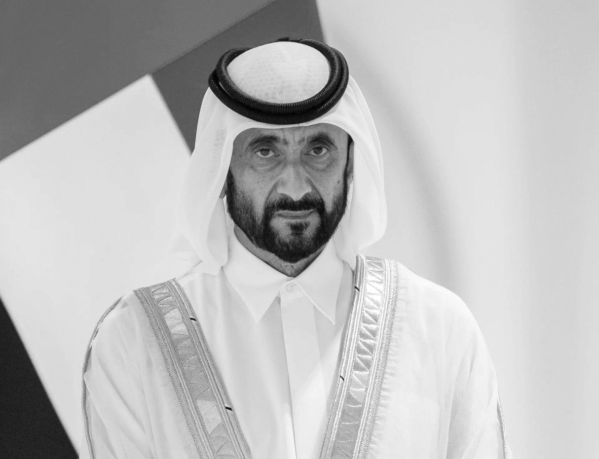 إنا لله و إنا إليه راجعون.       اللهم ارحم أحمد بن راشد آل مكتوم